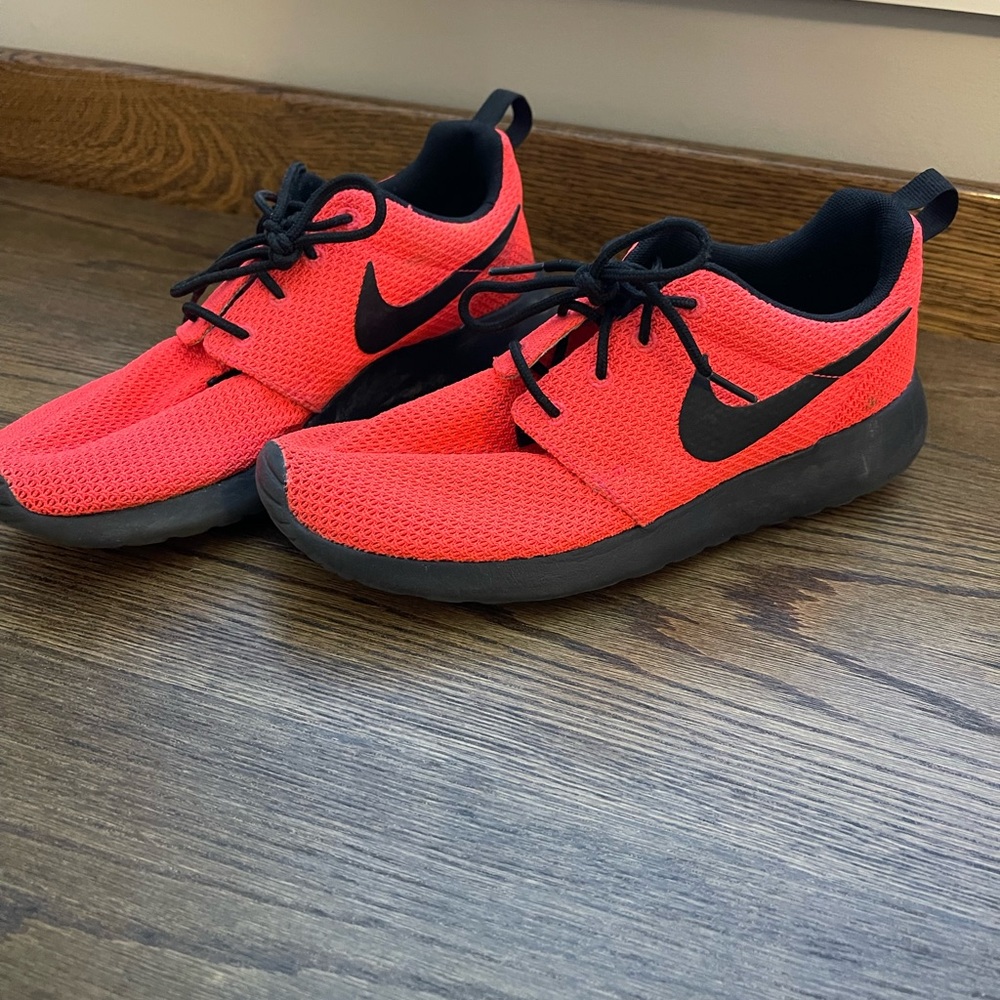 Neon orange Nike sneakers size 6.5
